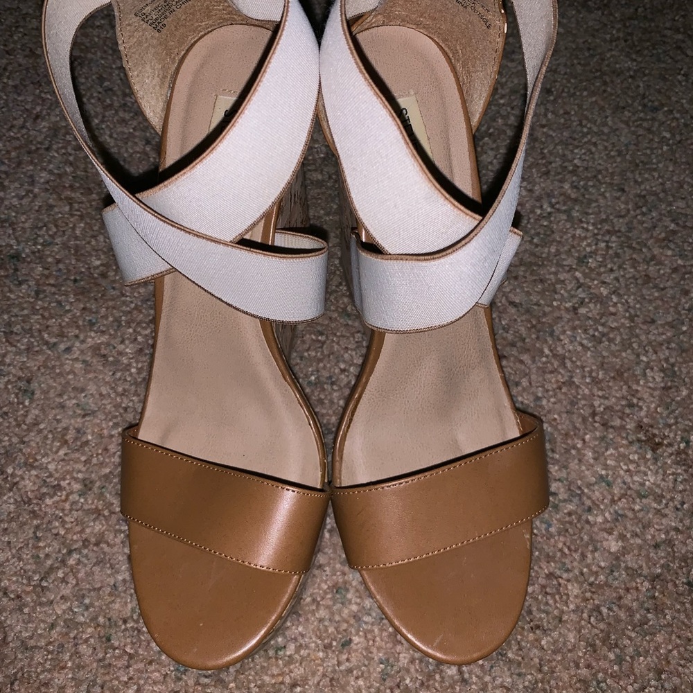 Steve Madden size 10 wedges
